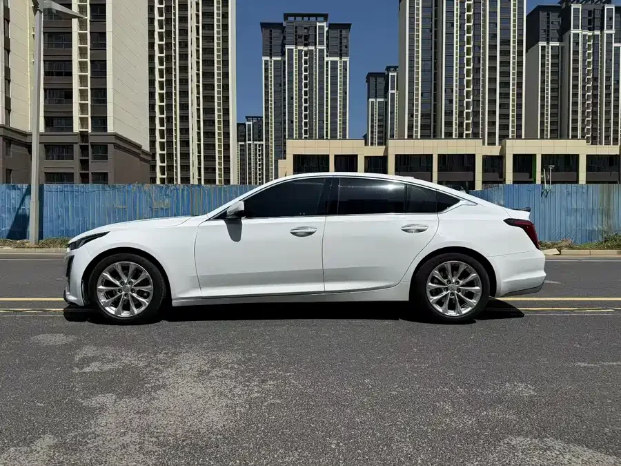 Cadillac CT5 2022 28T Luxury Edition (Standard Edition) 2022 — миниатюра 4