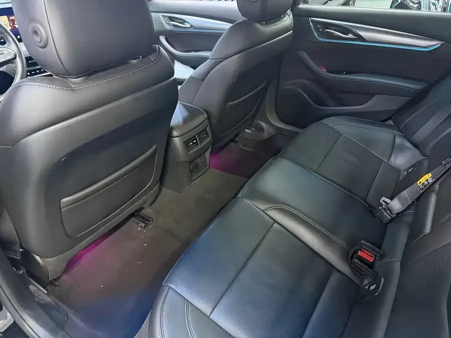 Cadillac CT5 2024 28T Luxury Pro 2024 — миниатюра 4