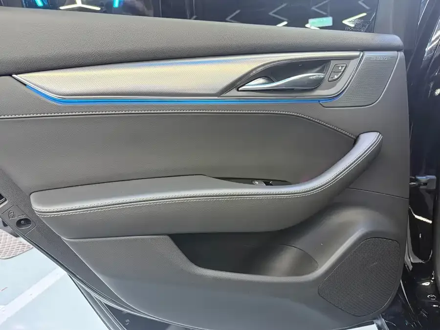Cadillac CT5 2024 28T Luxury Pro 2024 — миниатюра 5