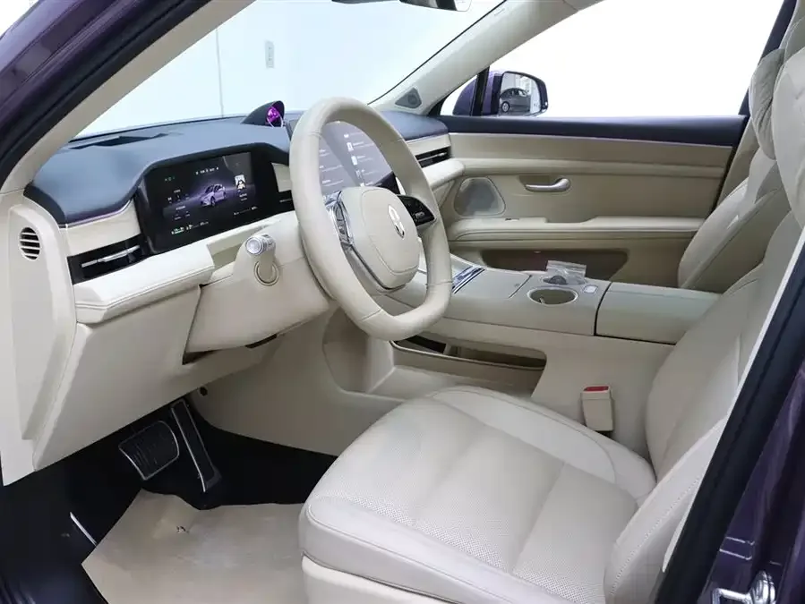 AITO M5 M5 2025 Extended Range Ultra 4WD Edition 2025 — миниатюра 4