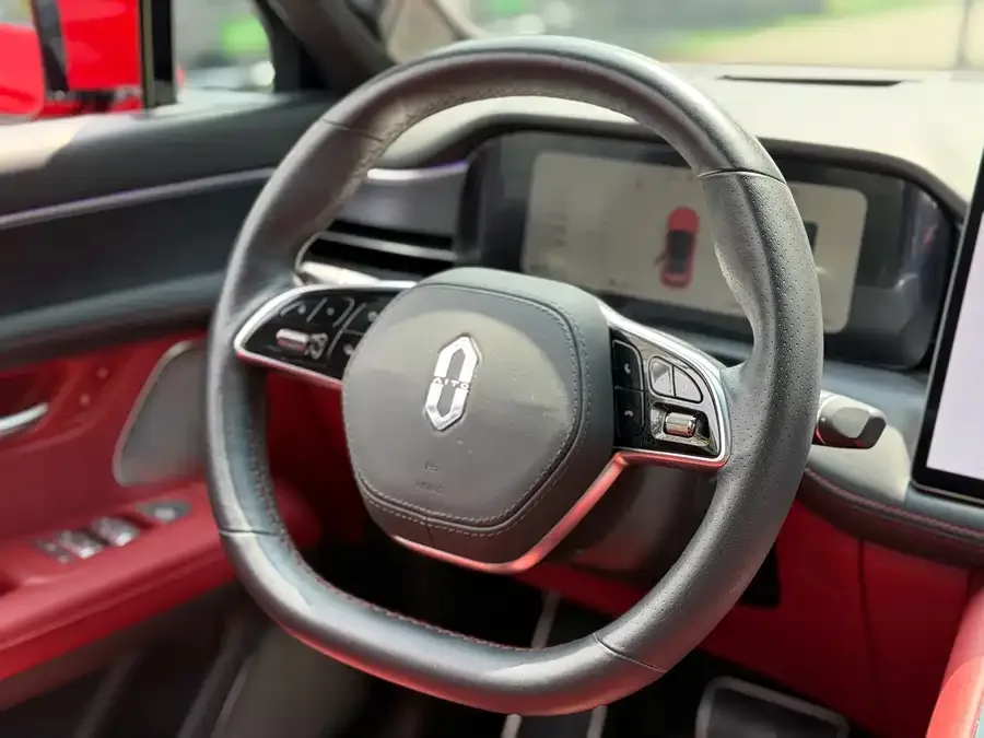 AITO M5 M5 2024 Extended Range Max RS 4WD Advanced Intelligent Driving Edition 2024 — миниатюра 3