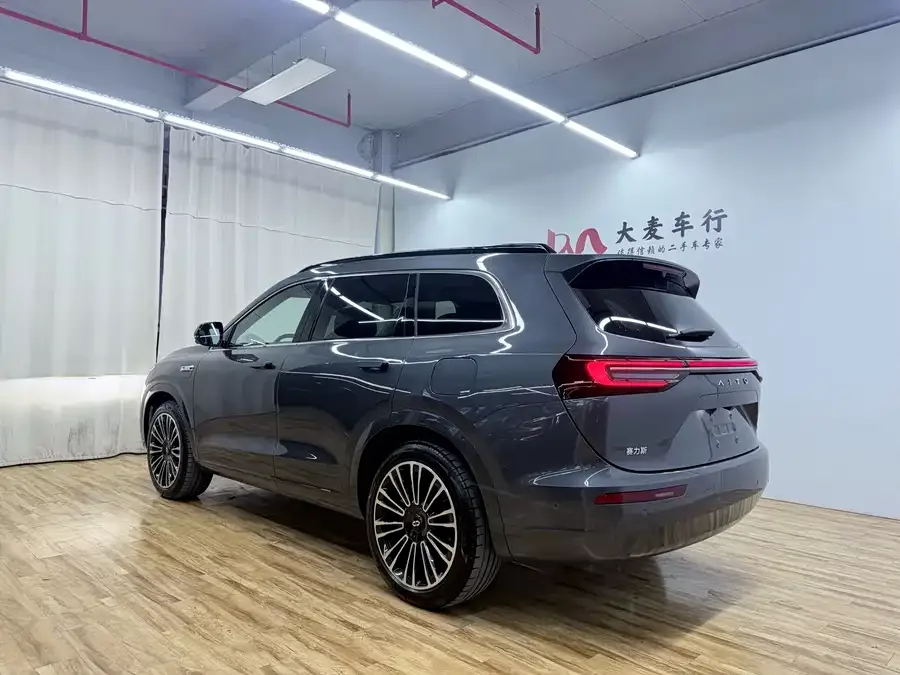 AITO M7 Wenjie M7 2024 1.5T Intelligent Driving 4WD Max Edition 5 Seaters 2025 — миниатюра 2