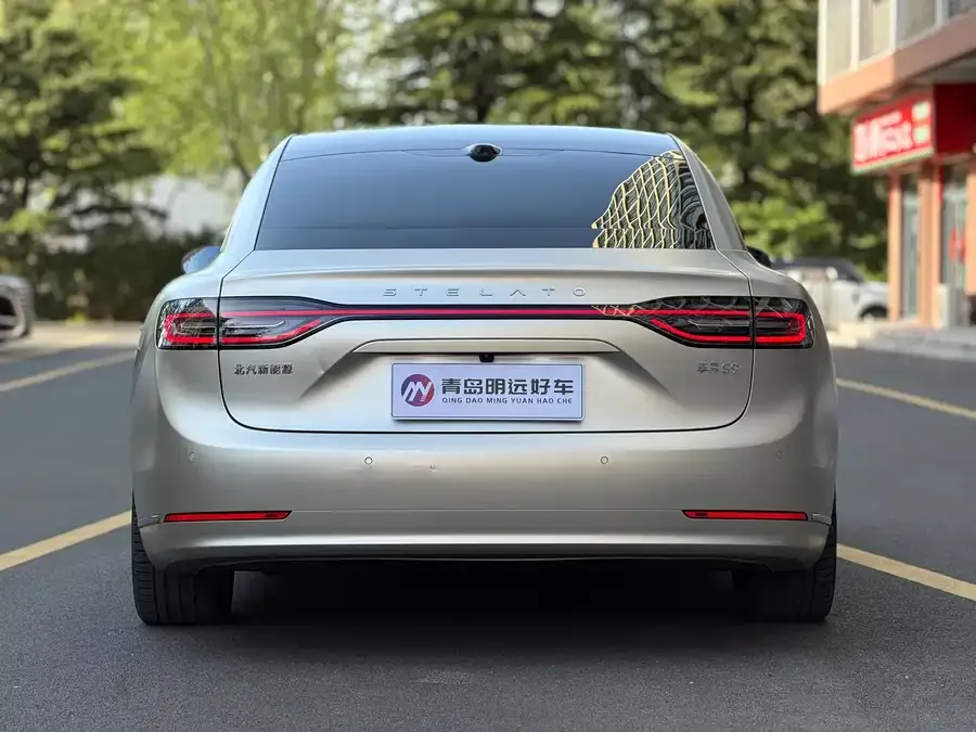 Enjoy World S9 Xiangjie S9 2024 Pure Electric Ultra Four-wheel Drive Flagship Edition 2024 — миниатюра 2