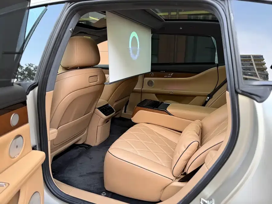 Enjoy World S9 Xiangjie S9 2024 Pure Electric Ultra Four-wheel Drive Flagship Edition 2024 — миниатюра 3