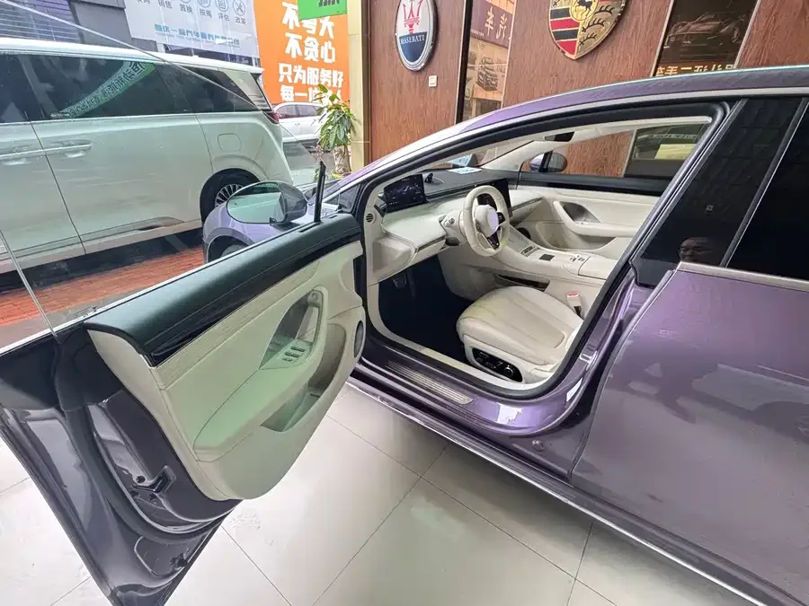 Smart world S7 Zhijie S7 2024 Pro Rear-wheel Drive Long Range Edition 2024 — миниатюра 2