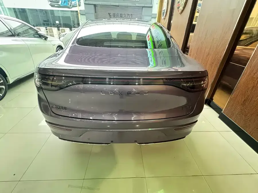 Smart world S7 Zhijie S7 2024 Pro Rear-wheel Drive Long Range Edition 2024 — миниатюра 4