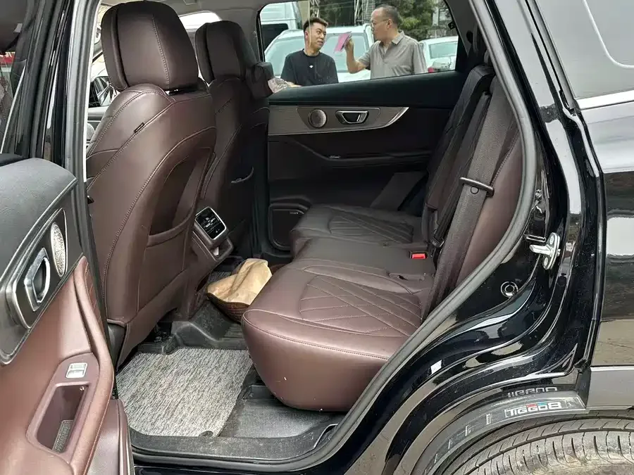 Chery Tiggo 8 Pro Tiggo 8 PRO 2024 Champion Edition 390T 2WD Peak Edition 7 seats 2023 — миниатюра 5