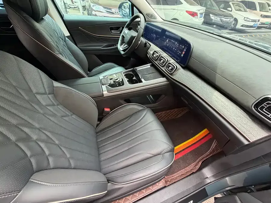 Chery Tiggo 9 Tiggo 9 2023 2.0T dual-clutch 2WD leading version 5 seats 2023 — миниатюра 3