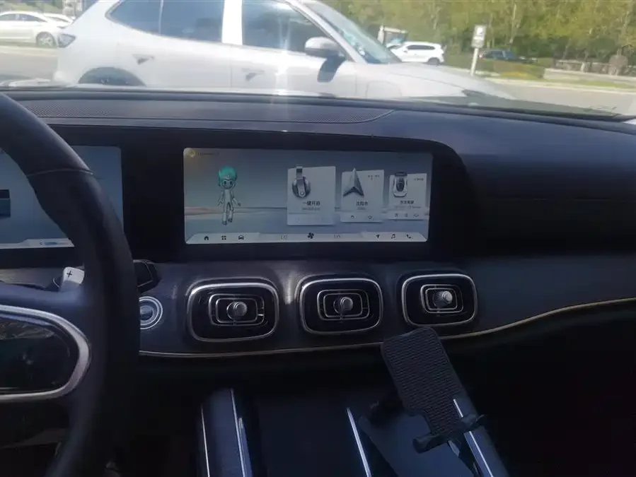 Chery Tiggo 9 Tiggo 9 2023 2.0T Dual Clutch 2WD Luxury Edition 5 Seaters 2023 — миниатюра 4