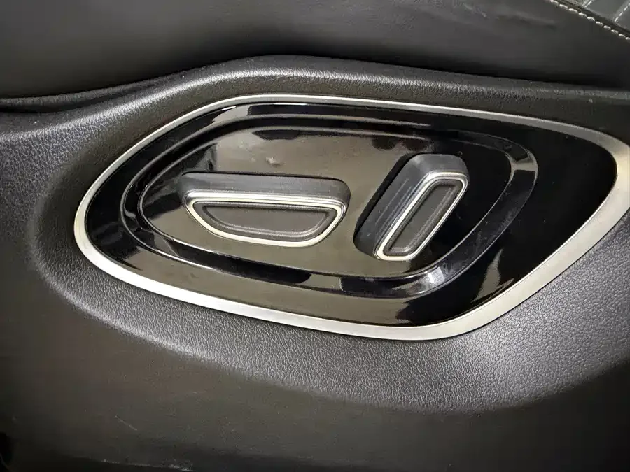 GAC Trumpchi M6 Trumpchi M6 2021 PRO 270T DCT Premium Edition 2022 — миниатюра 4
