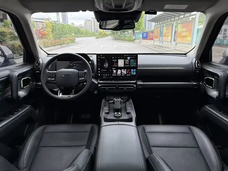 Haval Big Dog PLUS New Energy Haval Big Dog PLUS New Energy 2023 DHT-PHEV 105km Trendy Electric Edition 2023 — миниатюра 2