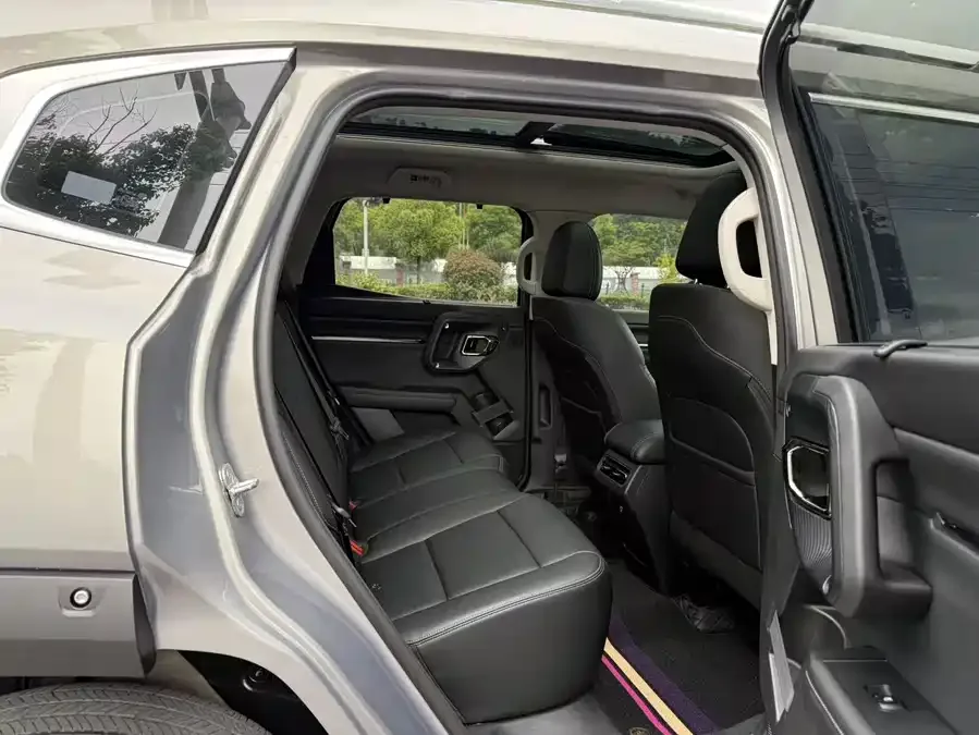 Haval Big Dog PLUS New Energy Haval Big Dog PLUS New Energy 2023 DHT-PHEV 105km Trendy Electric Edition 2023 — миниатюра 3
