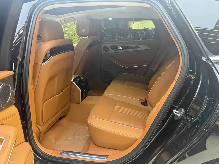 Hongqi H9 Hongqi H9 2020 2.0T Intelligent Connection Flagship Edition 2022 — миниатюра 3