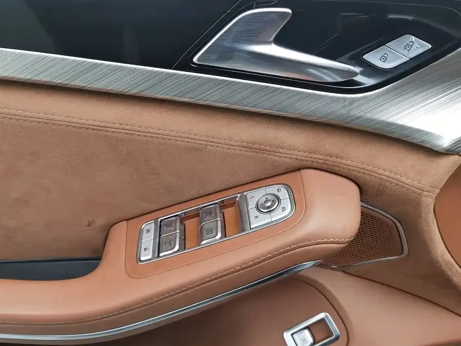 Hongqi H9 Hongqi H9 2020 2.0T Zhilian Qichang Edition 2022 — миниатюра 3