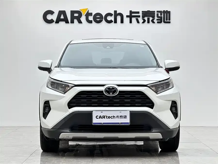 Toyota RAV4 RAV4 Rongfang 2023 2.0L CVT 2WD Fashion Edition 2023 — миниатюра 4