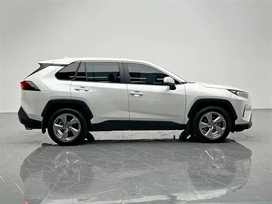 Toyota RAV4 RAV4 Rongfang 2022 2.0L CVT 4WD Fashion PLUS Edition 2022 — миниатюра 4