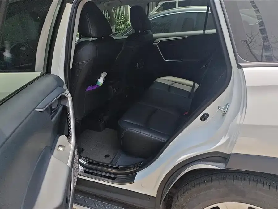 Toyota RAV4 RAV4 Rongfang 2023 2.0L CVT 2WD Urban Edition 2023 — миниатюра 5