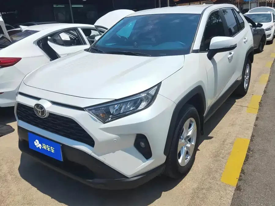Toyota RAV4 RAV4 Rongfang 2023 2.0L CVT 2WD Urban Edition 2023 — фото 1, купить с доставкой в Москву