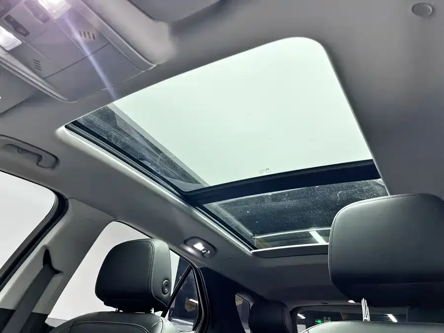 Chevrolet Equinox Explorer 2022 535T Chijie Edition 2023 — миниатюра 4