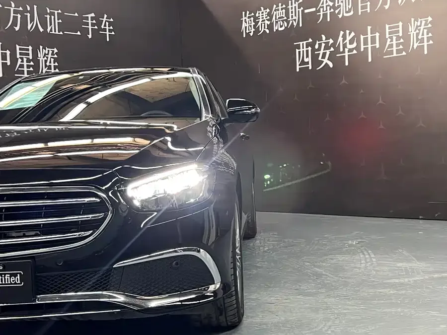 Mercedes-Benz E-Class Mercedes-Benz E-Class 2023 facelift E 300 L Fashion Edition 2023 — миниатюра 3