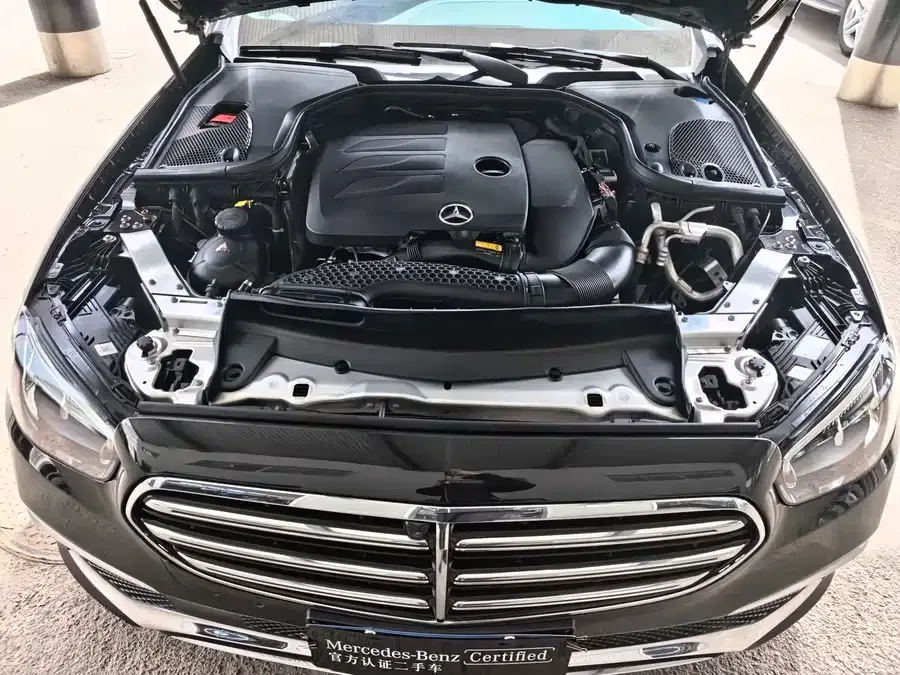 Mercedes-Benz E-Class Mercedes-Benz E-Class 2023 facelift E 300 L Fashion Edition 2023 — миниатюра 5