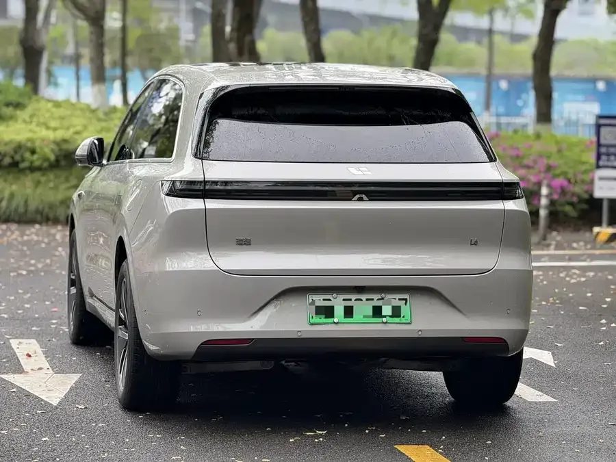 Li Xiang L6 Ideal L6 2024 Pro 2024 — миниатюра 4