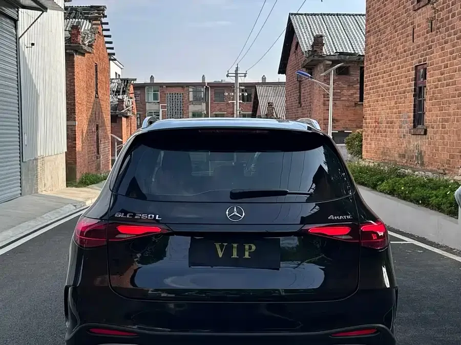 Mercedes-Benz GLC-Class Mercedes-Benz GLC 2023 GLC 260 L 4MATIC luxury 5-seater 2023 — миниатюра 5