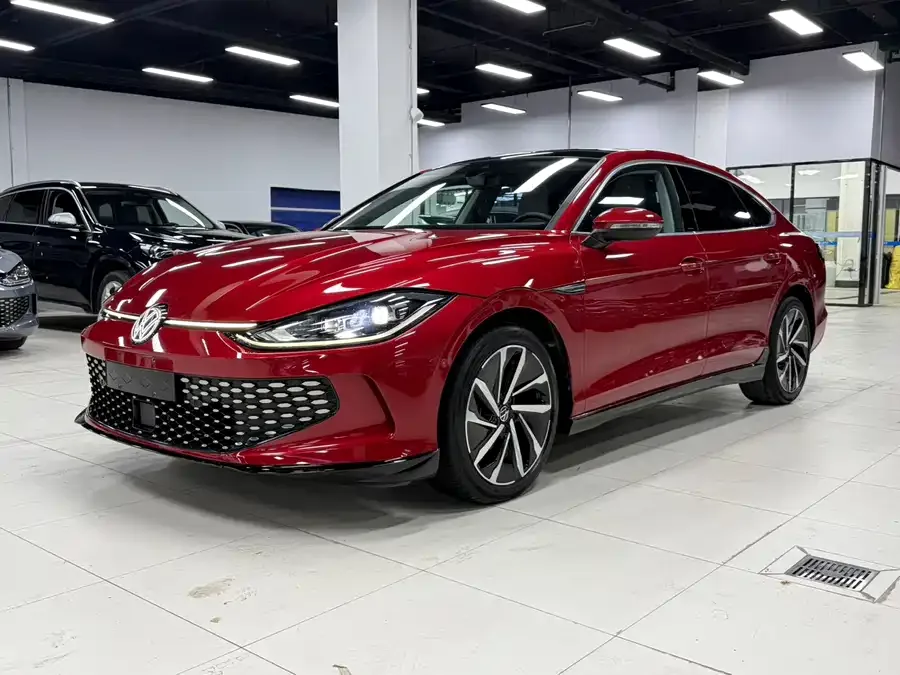 Volkswagen Lamando Lingdu 2022 Lingdu L 280TSI DSG Super Hot Flagship Edition 2022 — фото 1, купить с доставкой в Москву