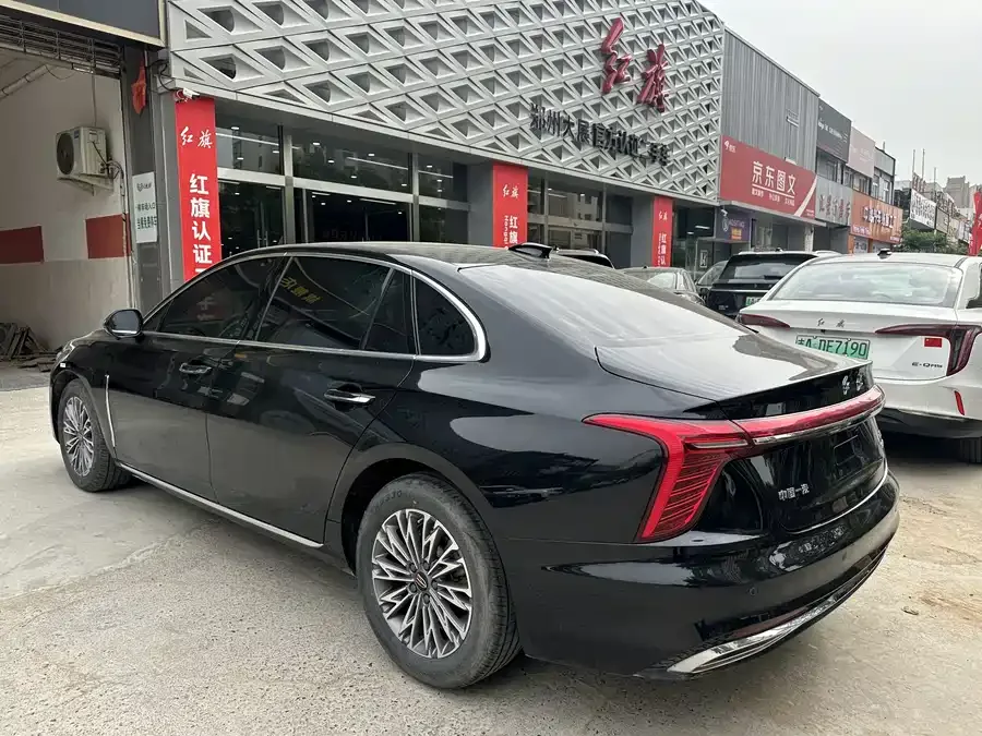 Hongqi H5 Hongqi H5 2024 1.5T DCT Zhilian Qiyun Edition 2024 — миниатюра 2