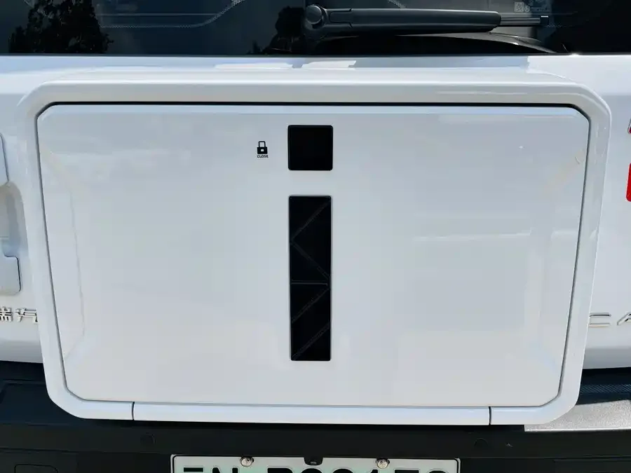 iCAR 03 iCAR 03 2024 472km 4WD long-range version 2024 — миниатюра 4