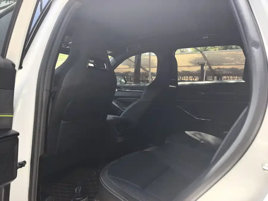 Haval H6S Haval H6S 2022 1.5T DHT Happy Running Edition 2022 — миниатюра 3