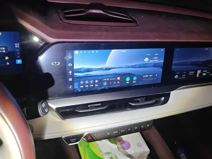 Geely Monjaro Xingyue L 2021 2.0TD DCT EVO 2WD Premium Edition 2022 — миниатюра 4