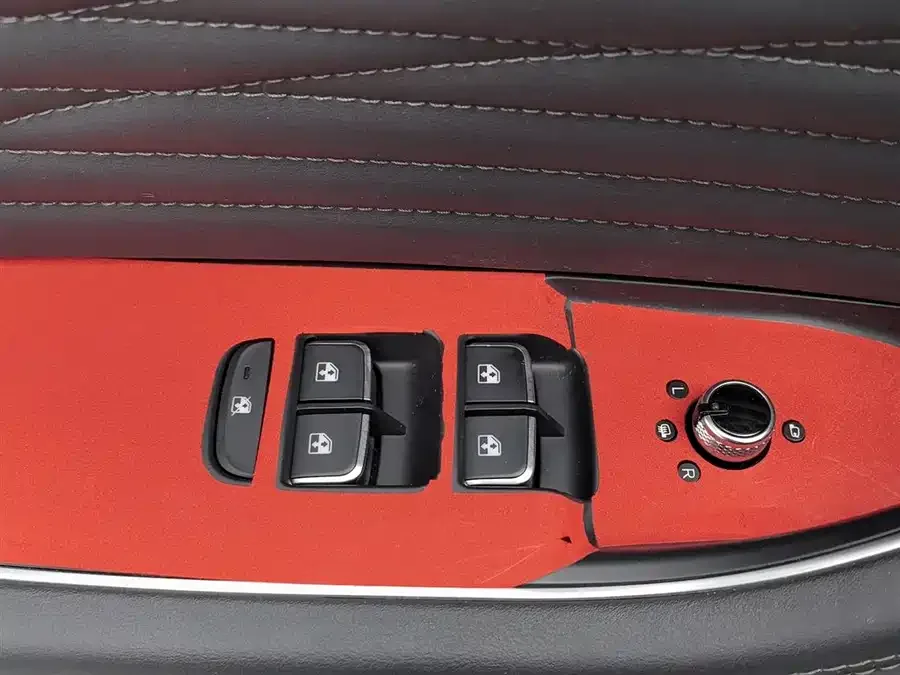 Hongqi HS5 Hongqi HS5 2022 facelift 2.0T Zhilian Qixiang four-wheel drive version 2022 — миниатюра 3