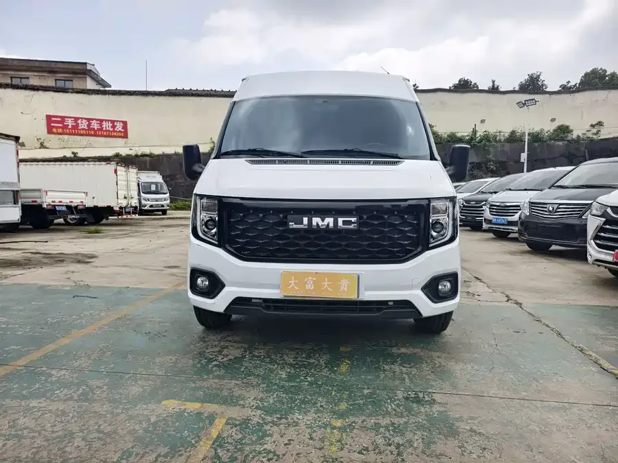 Jiangling Fushun Jiangling Fushun 2025 2.0T 6MT diesel mid-axle mid-top commercial multi-purpose passenger car with 7 seats 2025 — миниатюра 3