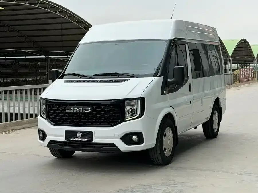 Jiangling Fushun Jiangling Fushun 2023 2.0T manual short-axle mid-top commercial multi-purpose passenger car 6 seats 2023 — фото 1, купить с доставкой в Москву