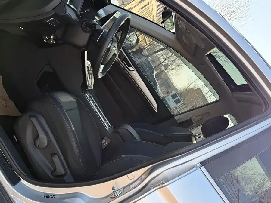 Haval M6 Haval M6 2021 PLUS 1.5T DCT Luxury Smart Connected Edition 2022 — миниатюра 4