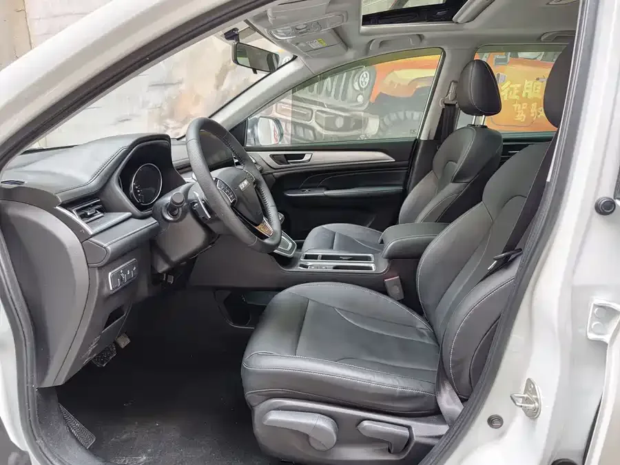 Haval M6 Haval M6 2023 PLUS 1.5T DCT Luxury Smart Connected Edition 2023 — миниатюра 4
