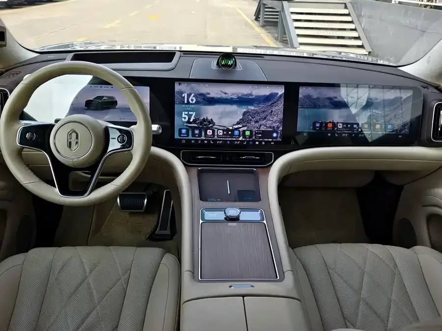 AITO M9 M9 2024 Extended Range Ultra Edition 42kWh 6-seater Edition 2024 — миниатюра 3