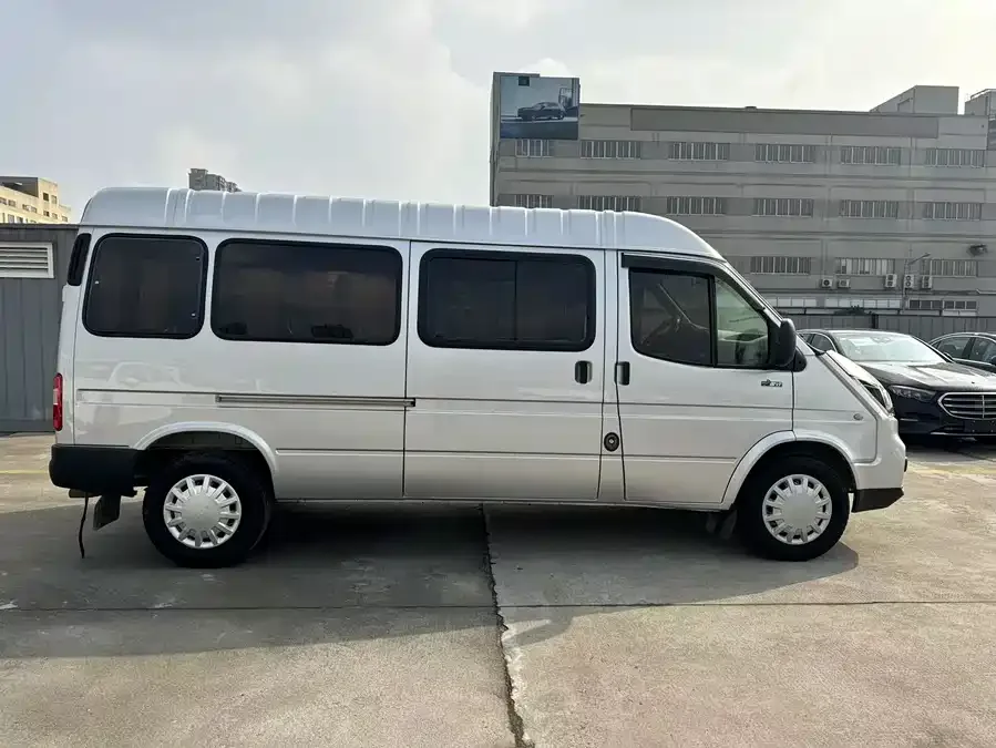 Jiangling special Teshun 2020 2.8T business type long axis mid-roof 9-seater National VI JX493 2023 — миниатюра 4