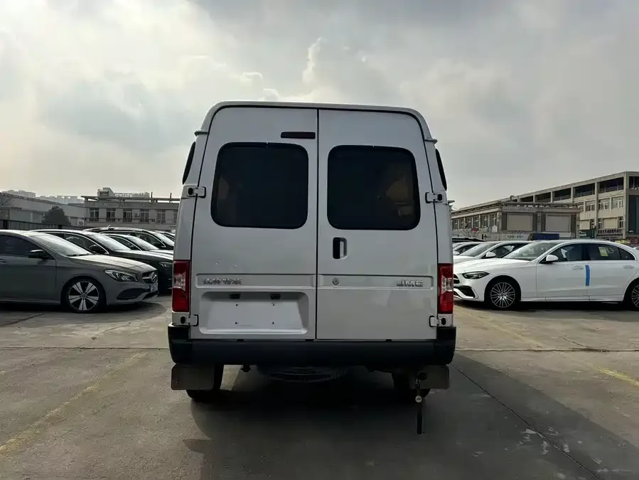 Jiangling special Teshun 2020 2.8T business type long axis mid-roof 9-seater National VI JX493 2023 — миниатюра 5