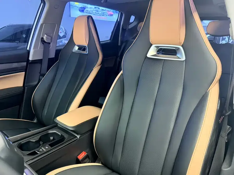 Geely Haoyue PRO Haoyue PRO 2024 1.5T DCT Vertical + 2025 — миниатюра 3