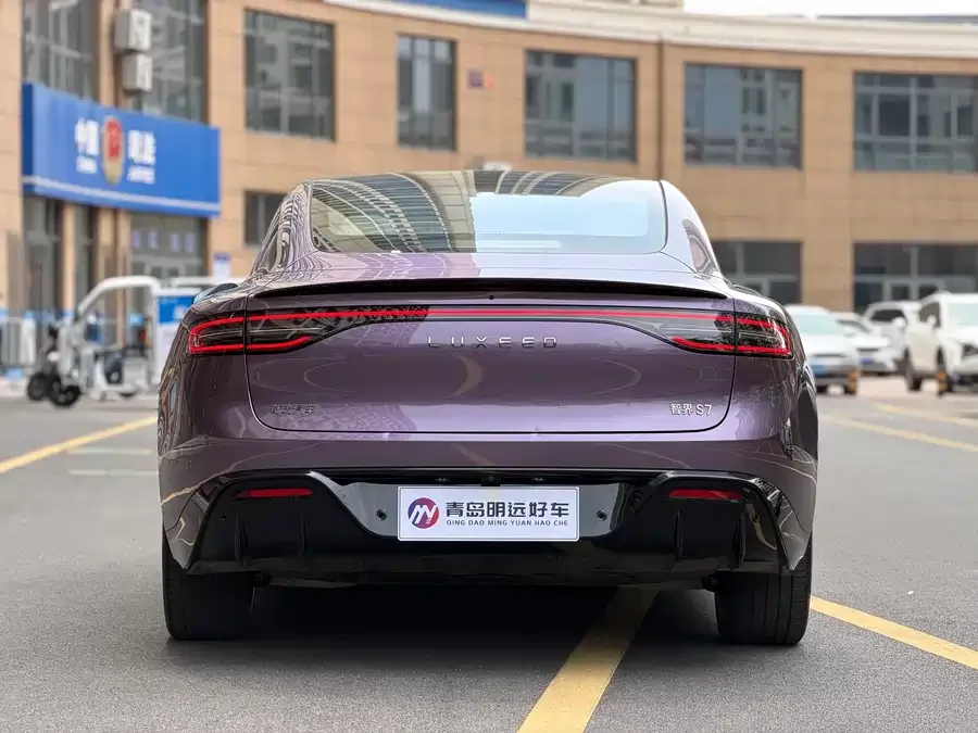 Smart world S7 Zhijie S7 2025 785km Ultra 2025 — миниатюра 2