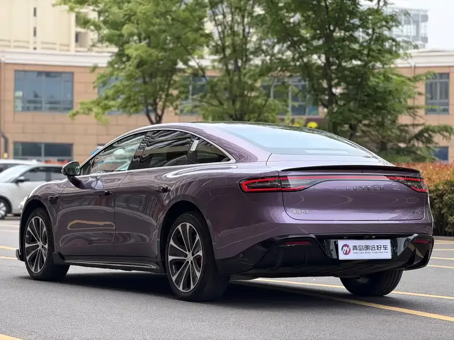 Smart world S7 Zhijie S7 2025 785km Ultra 2025 — миниатюра 4
