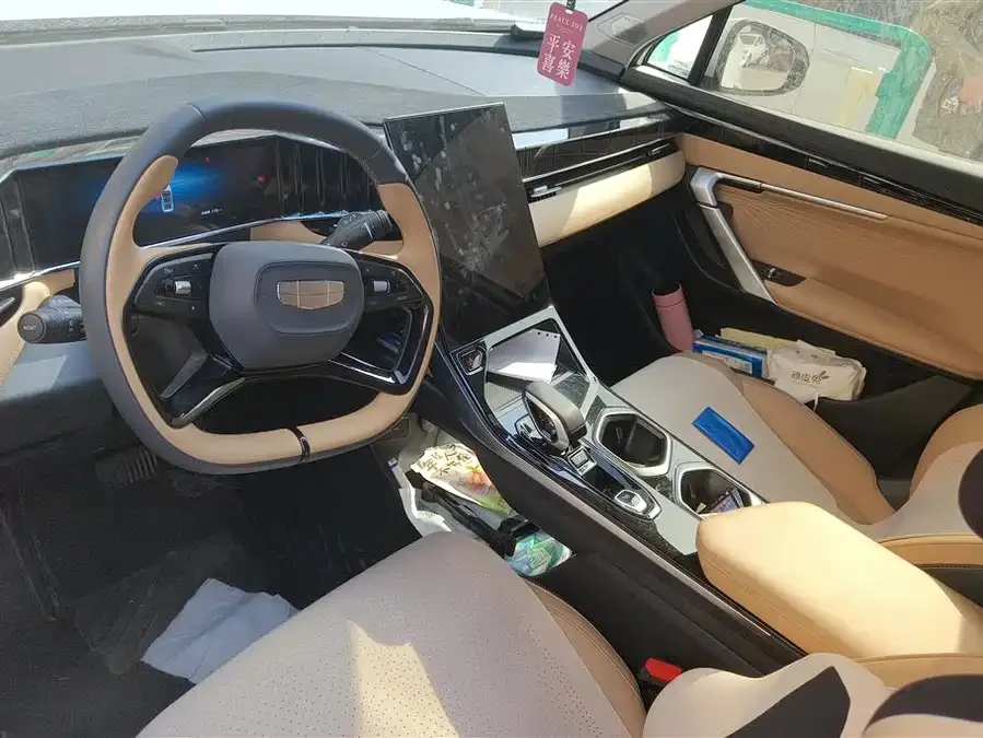 Geely Atlas L Boyue L 2023 1.5TD DCT Premium Edition 2023 — миниатюра 4