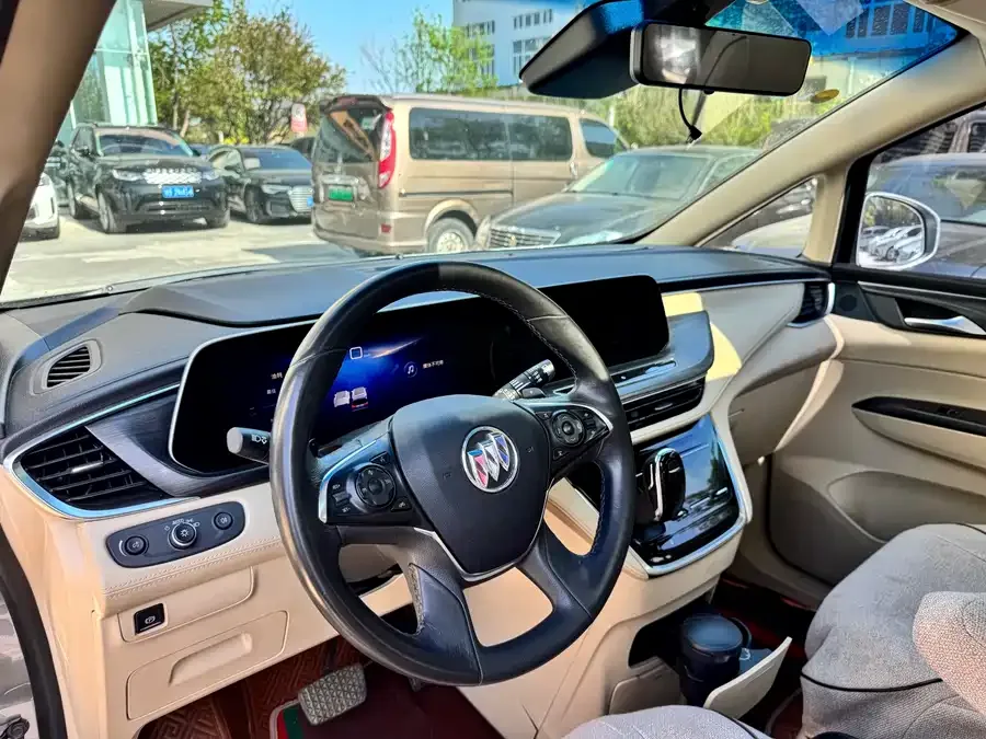 Buick GL8 2023 ES Lu Zun Premium Edition 2023 — миниатюра 4