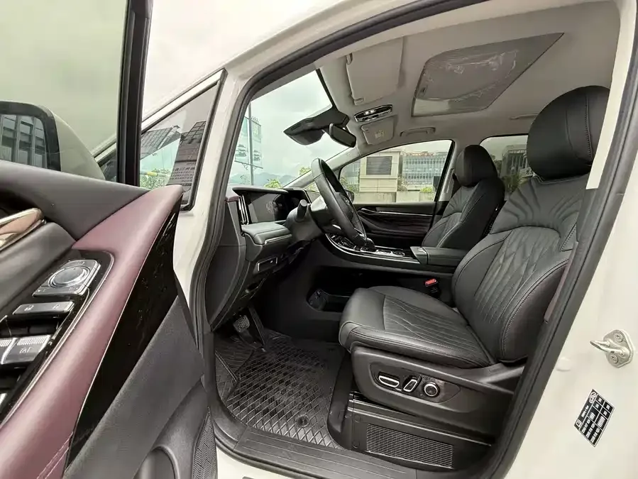 GAC Trumpchi M8 Trumpchi M8 2024 Master Series 400T Supreme Edition 2024 — миниатюра 4