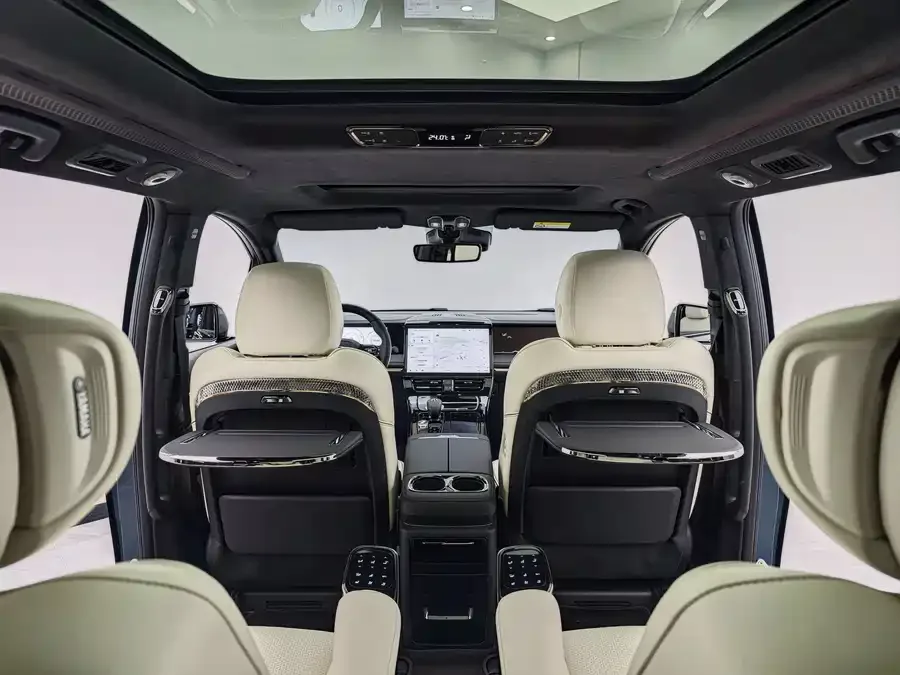 GAC Trumpchi M8 Trumpchi M8 2023 Grandmaster Series Dual Engine Flagship Edition 2023 — миниатюра 4