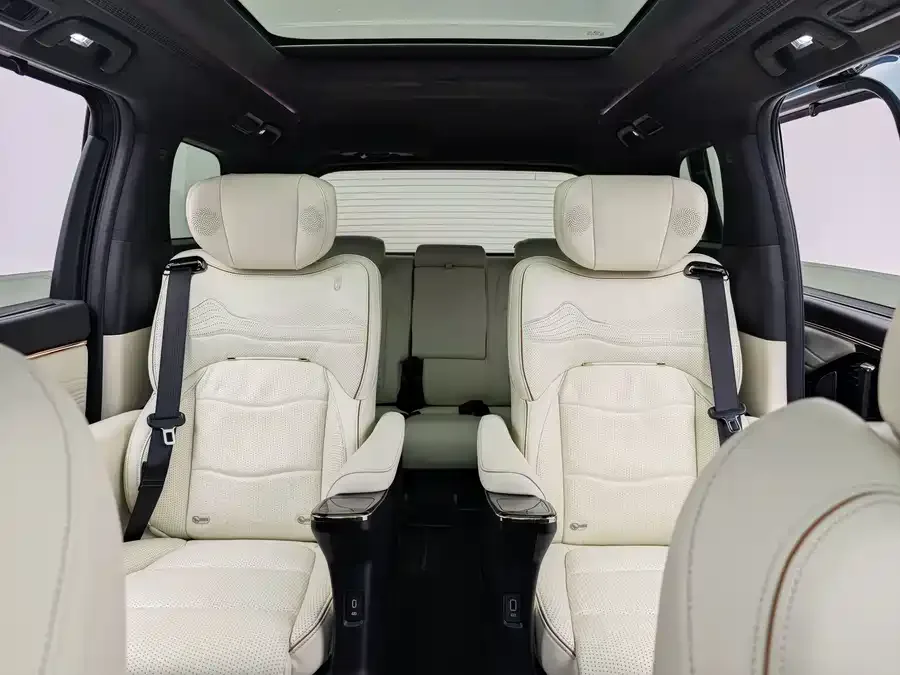 GAC Trumpchi M8 Trumpchi M8 2023 Grandmaster Series Dual Engine Flagship Edition 2023 — миниатюра 5