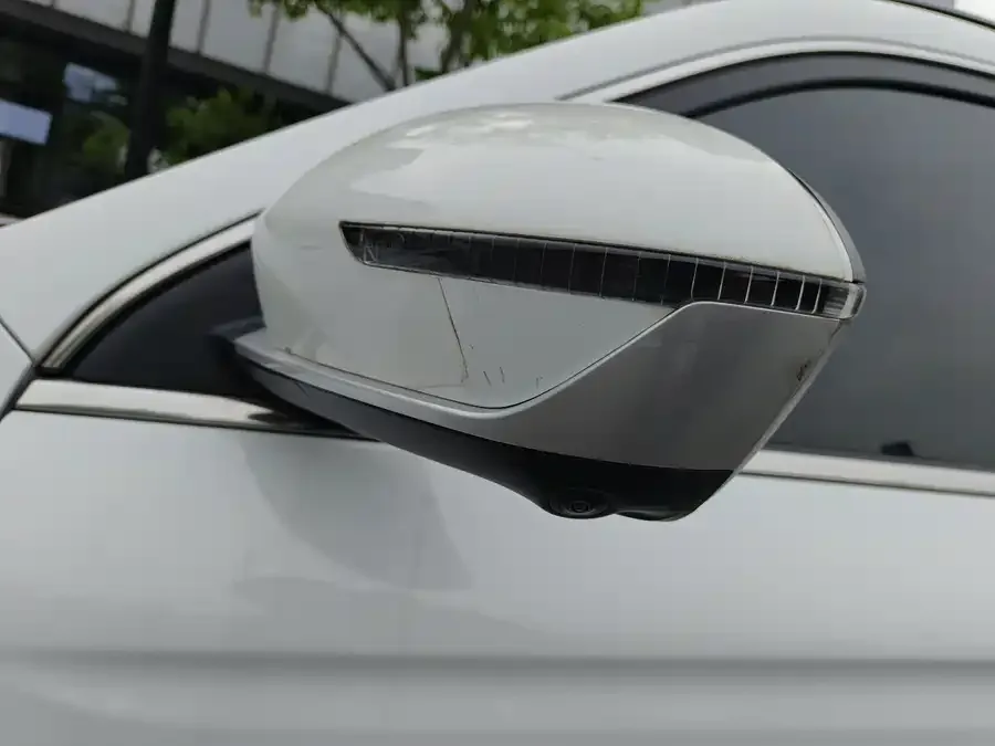 Geely Atlas Boyue 2022 Boyue X 1.8TD DCT Intelligent Edition 2022 — миниатюра 2