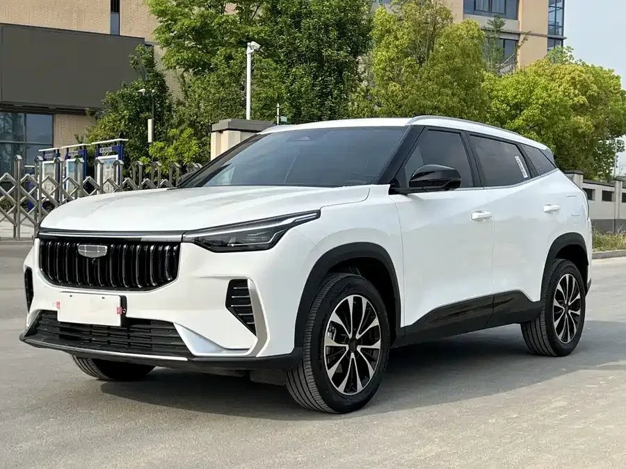 Geely Atlas Boyue 2026 1.5TD beautiful 2025 — фото 1, купить с доставкой в Москву